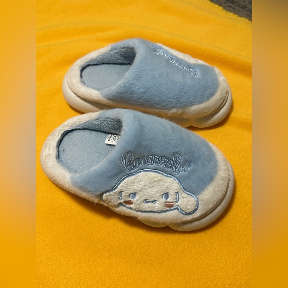 Adorable Blue Kids Slippers with Embroidered Design - Picture 2 of 6